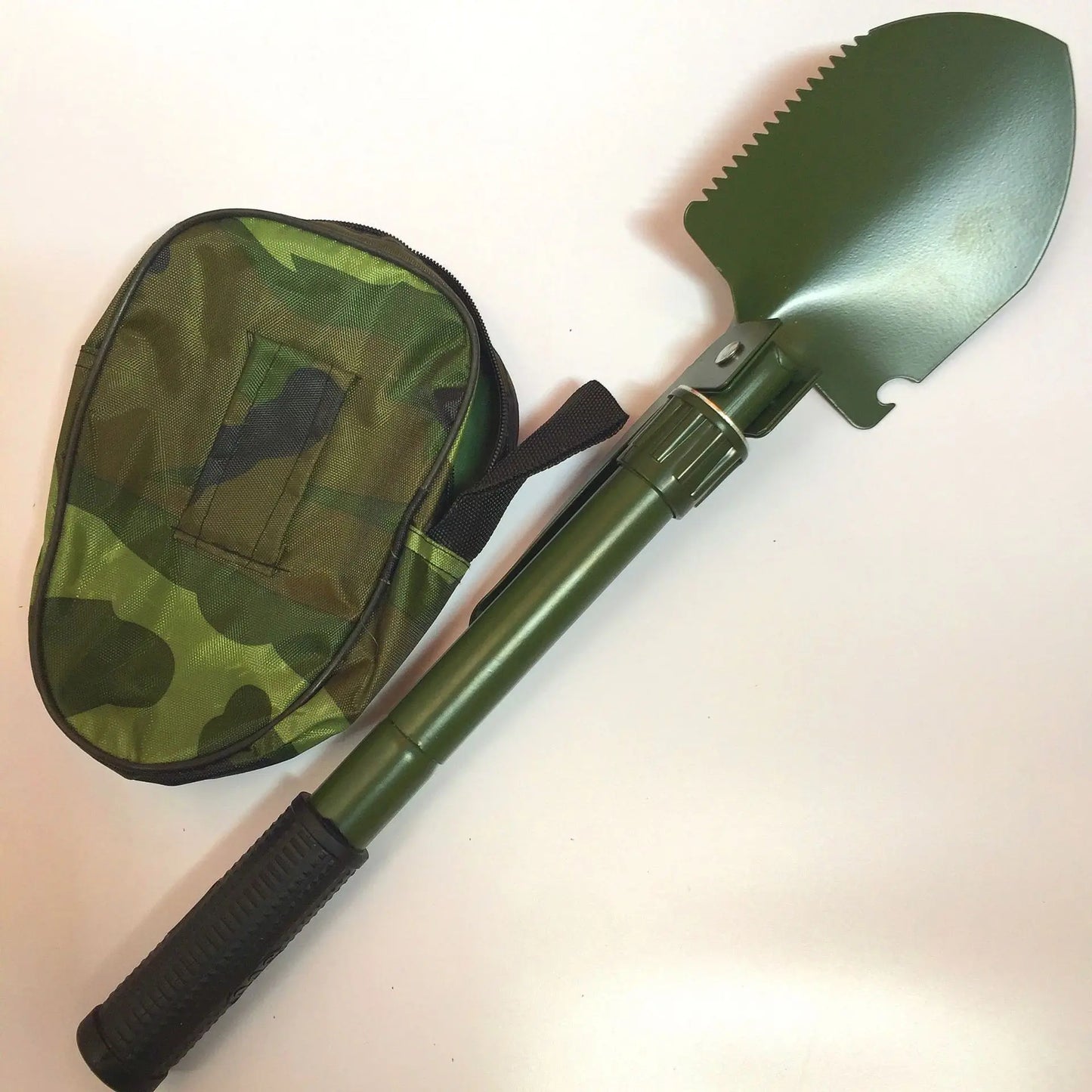 Multifunctional Entrenching Tool Folding Survival Shovel with Axe Saw Hammer Outdoor Shovel Camping Hiking Emergency Multitool